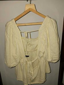 Cream Puff Sleeve Top