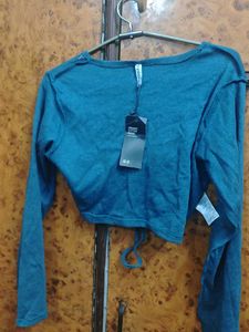 Teal Crop Top - Long Sleeve