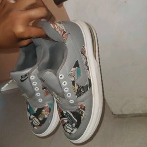 Nike Sneaker
