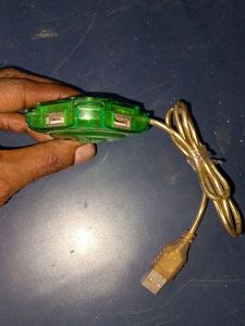 4 Port USB Hub - Quantum