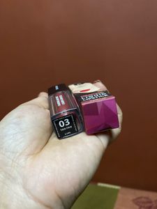 Sugar Liquid Light Weighted Matte Lipstick