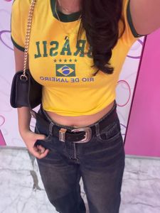Streetwear Style Crop Top