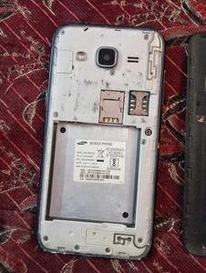 Samsung J2 Dual Sim Mobile { Working}