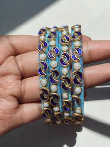 Blue & Pearl Bangle Set