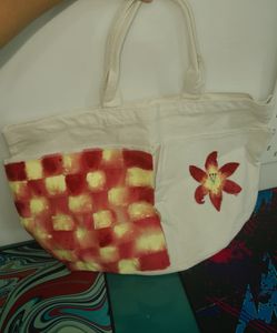 Pretty Tote Bag Hand painted 🌺🥰‼️