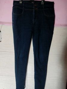 Curve It Dark Wash High-Waisted Jeans