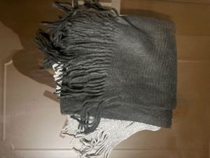 Two-Tone Fringe Scarf