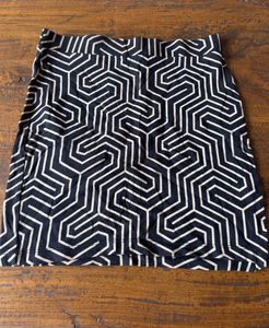 Geometric Print Mini Skirt
