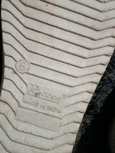 Striped Slides - Size 6