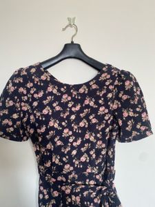 Floral wrap dress 🦋