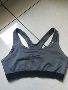 S Nike Sports Bra