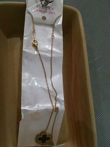 FREE Ring With Clover Necklace