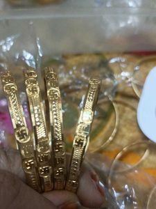 Set of 4 Gold Bangles