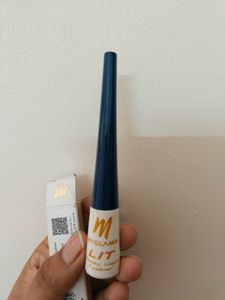 Myglamm Blue Liquid Eyeliner