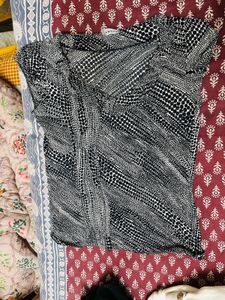 Black And White Top.. Poly Silk Material…