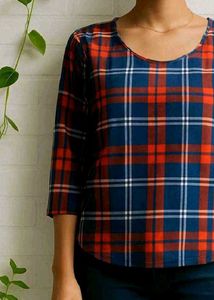 Plaid 3/4 Sleeve Top