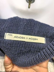 Stylish Cropped Knit Zip-Up