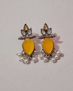 Golden Bloom: Ethnic Leaf Earrings with Pearl