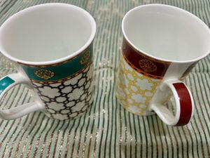 Set of 2 Decorative Coffee Mugs