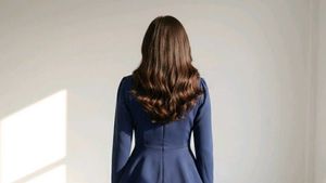 Elegant Navy Blue Midi Dress