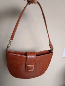 Dressberry Shoulder Bag