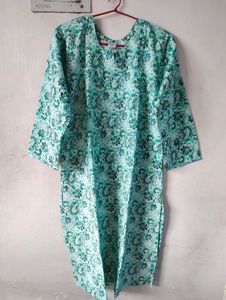 Combo Of 4 Beautiful Kurtis..🌻💗