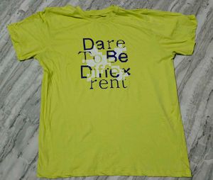 Roundneck tshirt