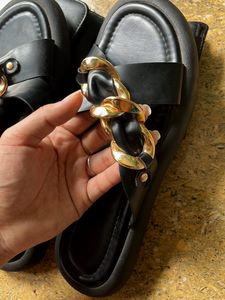 Women Black Slider With Golden Chain Details