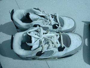 Air Jordan Retro 4 Shoes