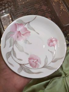 Fine Bone China Plates