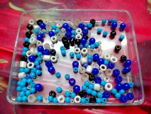 BEADS ...AND JEWELLERY PARTS  FOR SALE