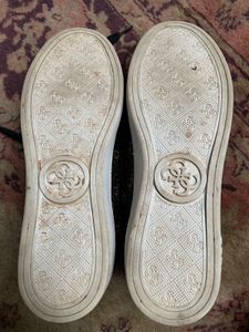 Guess shoe