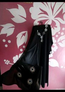 Circle ⭕ Pattern Saudi Abaya With Shawl