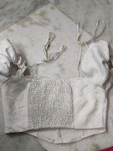 White Crop Top 🤍