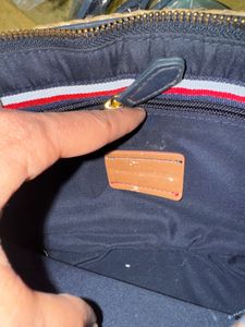 new Tommy Hilfiger Handbag ( has flaw)