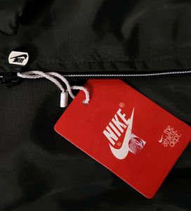 Nike Copy Windcheater For Sale Next To Original