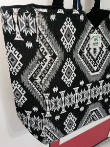 Trendy Women&#39;s Tote Bag Himalayan Hemp