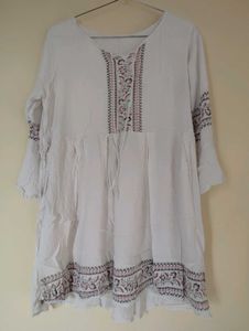 White Kurti