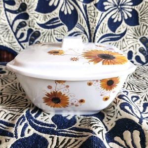 Stackable Serving Dinnerware Set