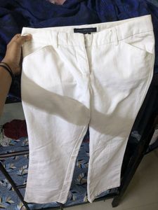 Bell bottom White Jean (NEW)