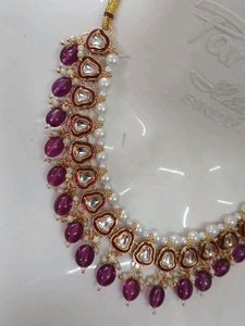 Elegant Kundan Necklace Set