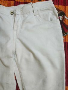 White Colour Jeans 🤍✨