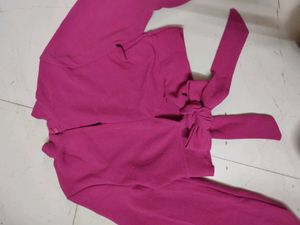 Pinteresty Balloon sleeve cutout crop top