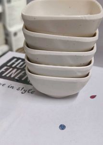 Set of Small Ceramic Bowls 6