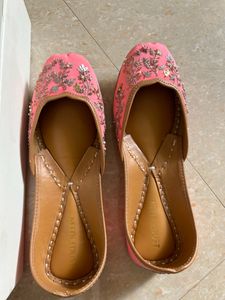 Combo Of Needledust Pink Jutti
