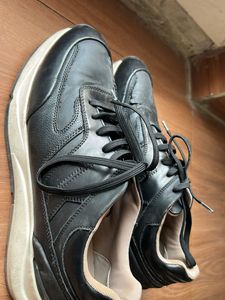 Black shoes for mens