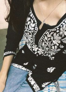 Chinkari Kurti