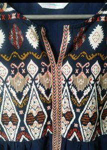 Women&#39;s Navy Blue Top