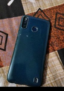 LAVA Z3 Mobile Used Last 1 Year No Coim