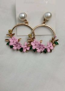 Charming Floral Pearl Drop Earrings